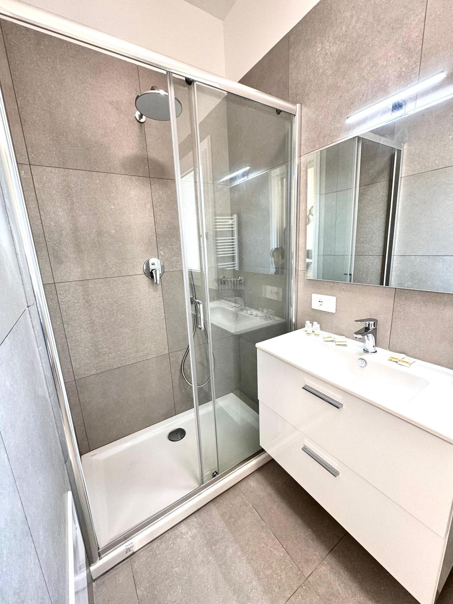 Suites Dreams Fiumicino Mare Exterior photo