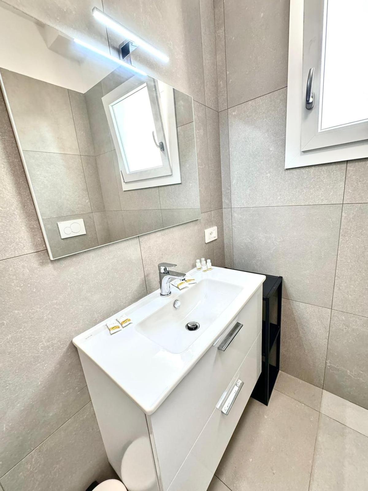 Suites Dreams Fiumicino Mare Exterior photo