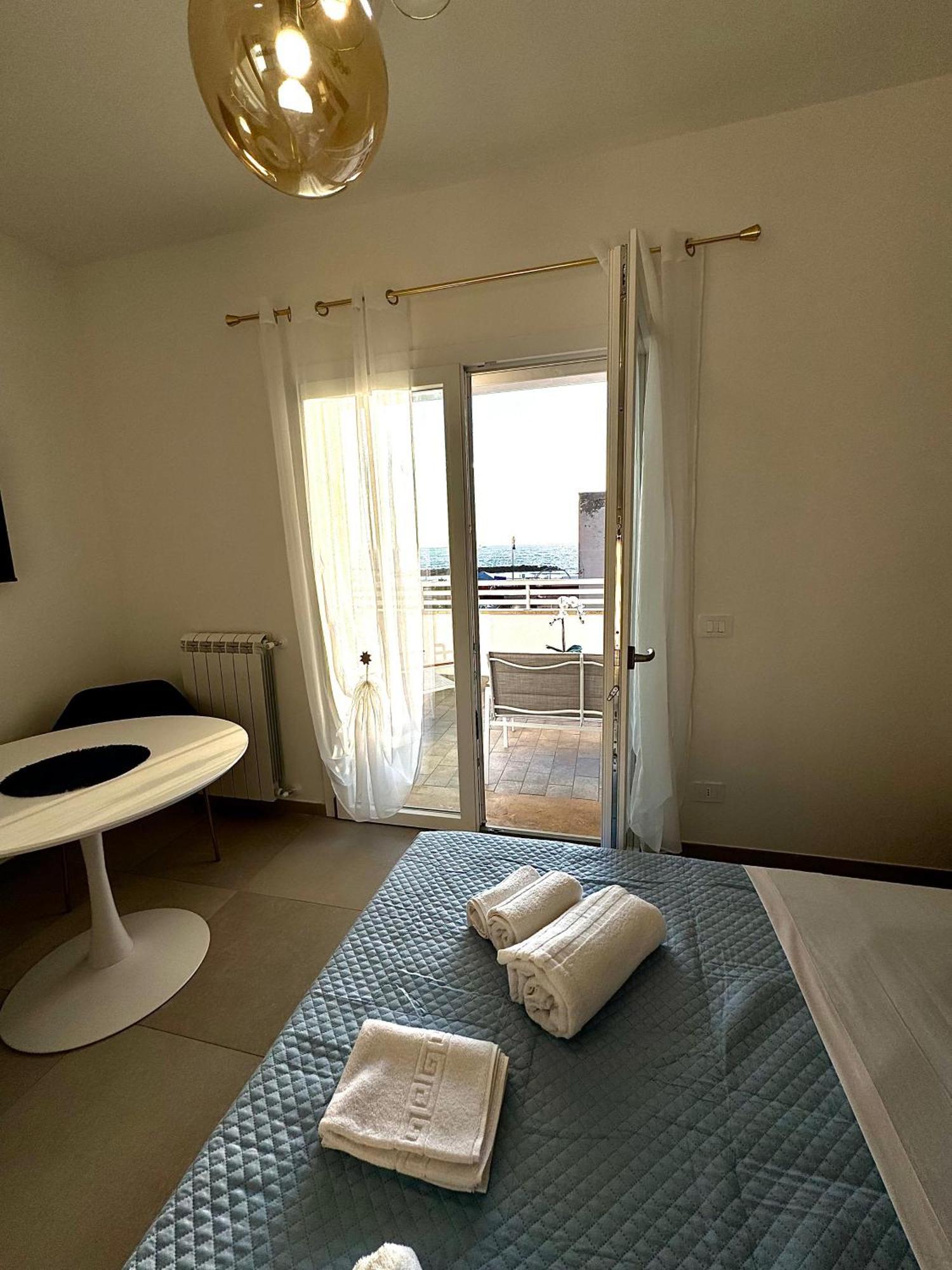 Suites Dreams Fiumicino Mare Exterior photo